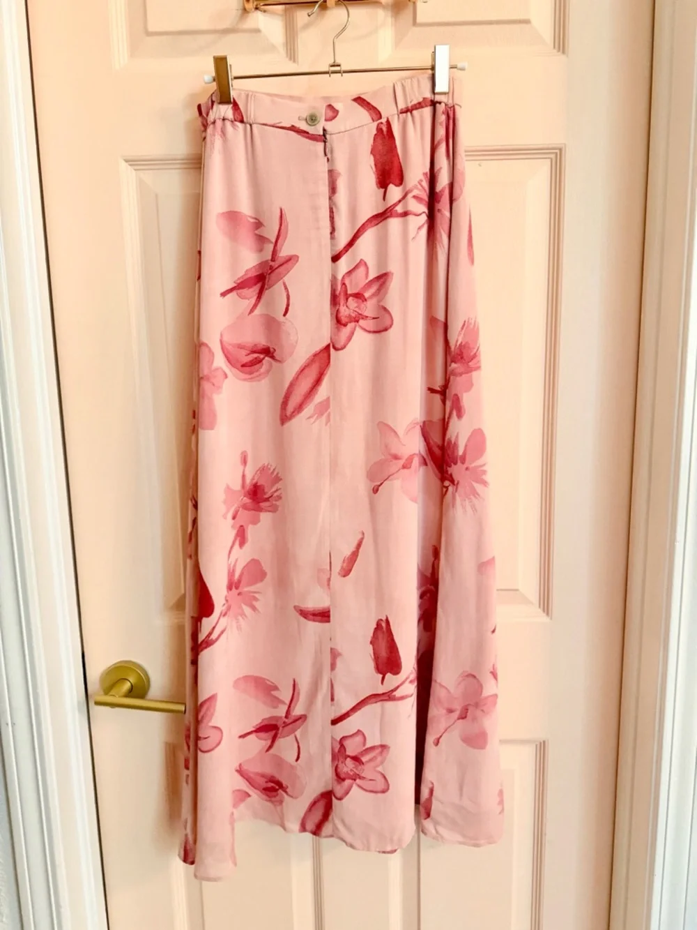 Pink floral maxi skirt - Picture 3 of 5